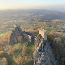 Podzimní let balonem. Hoši v koši